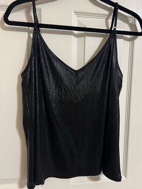 YOINS Black Shimmery V-Neck Satin Cami Top